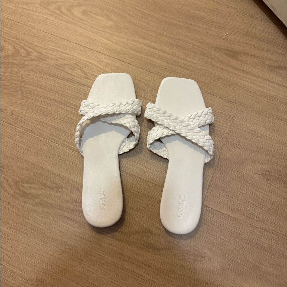 FOREVER 21 Sandals